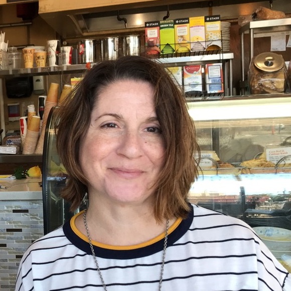 Meet your Posher, Dana - Picture 1 of 1